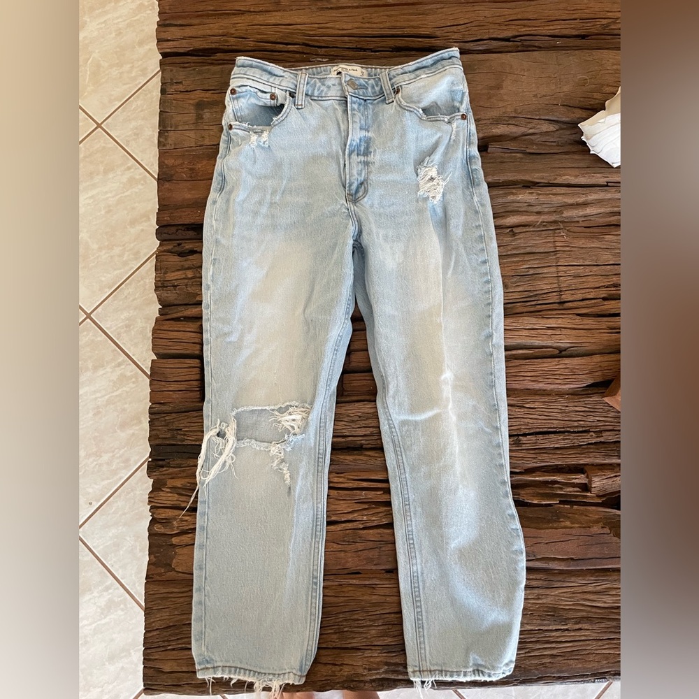 Abercrombie the mom high rise jeans